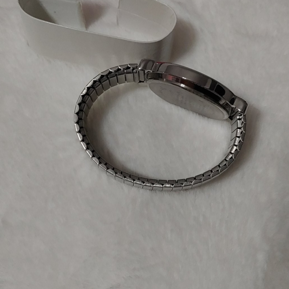 Hello Kitty Watch - image 6